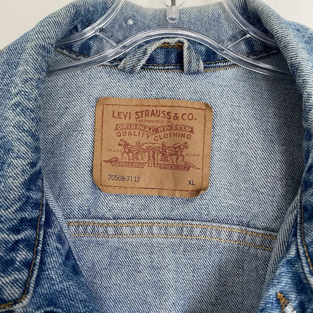 Vintage Levis Jean Trucker Jacket Men XL Made in USA 70508-7112 Y2K Blue Denim